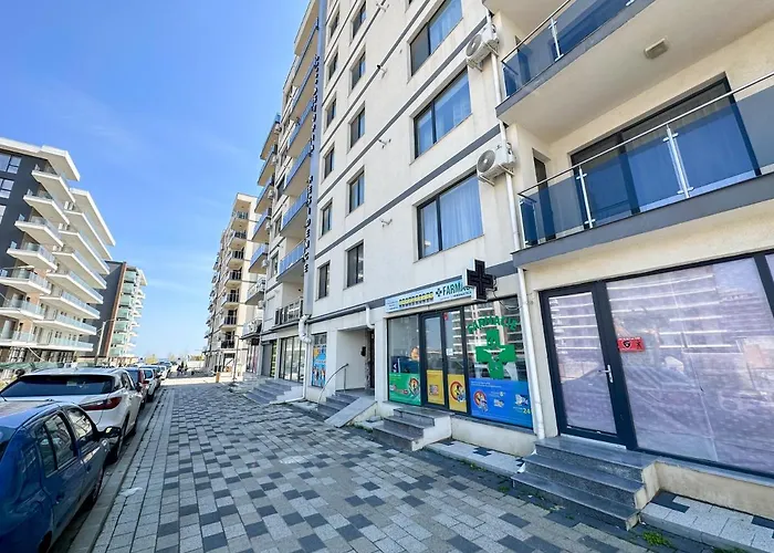 Astoria Rose * Năvodari